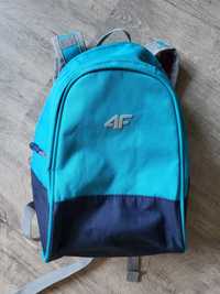 Maly plecak dzieciecy 4F