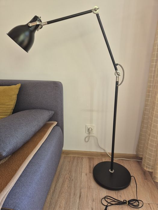 Lampa podłogowa stojąca do czytania Ikea Arod jak nowa