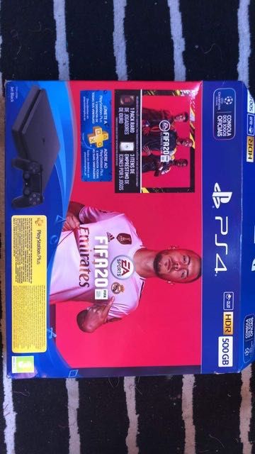 Playstation 4 Slim 500GB Com caixa original + 1 comando caixa original