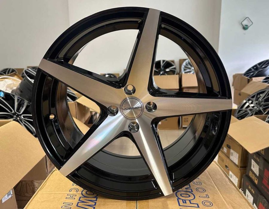 Нові диски R17 4*100 Vossen / Шоурум