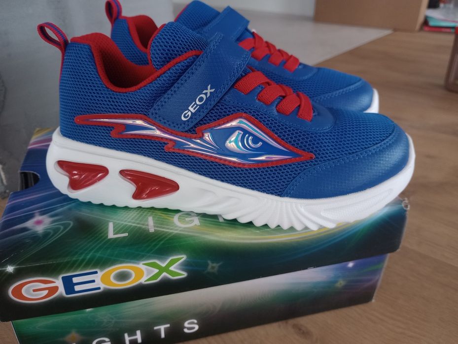 Sneakersy Geox lights świecące adidasy 33 buty