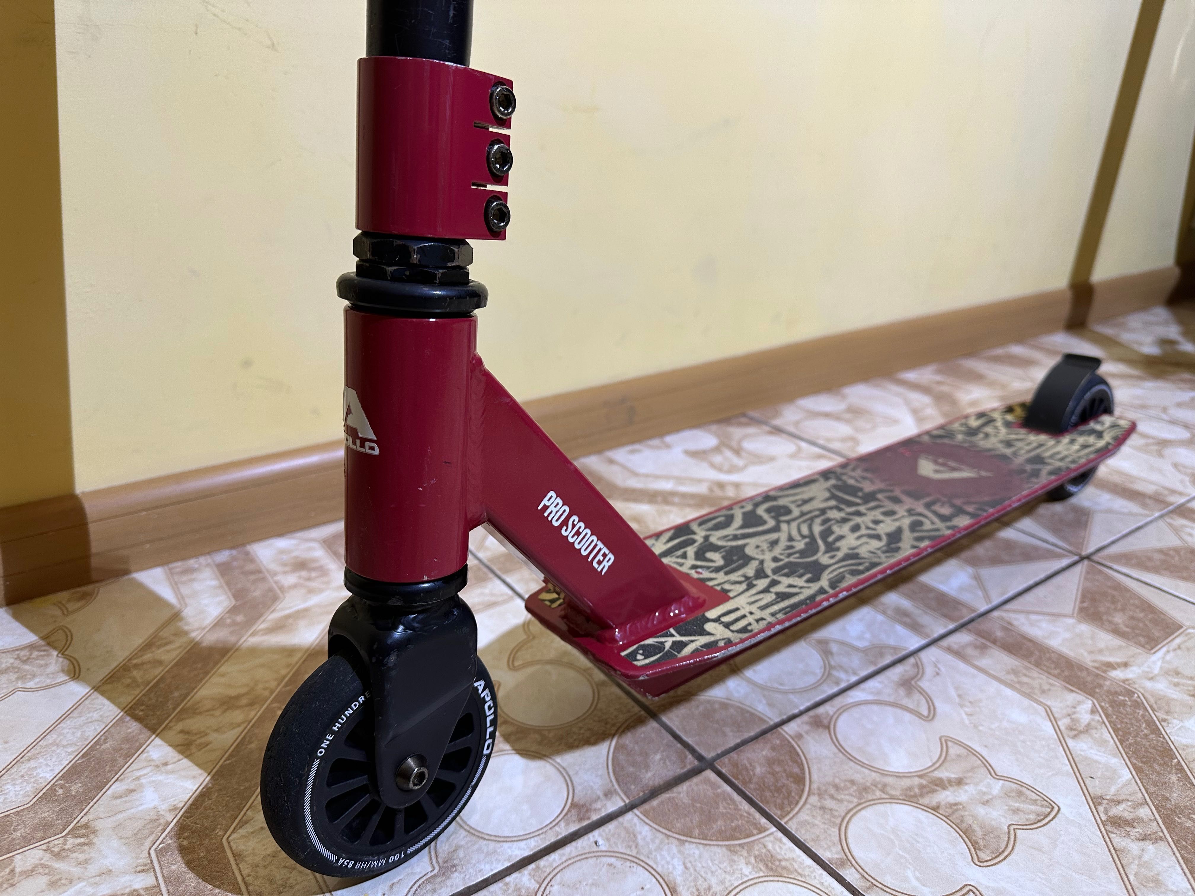 Самокат трюковий Apollo Stunt Scooter - Graffiti Pro 4.0 - Red