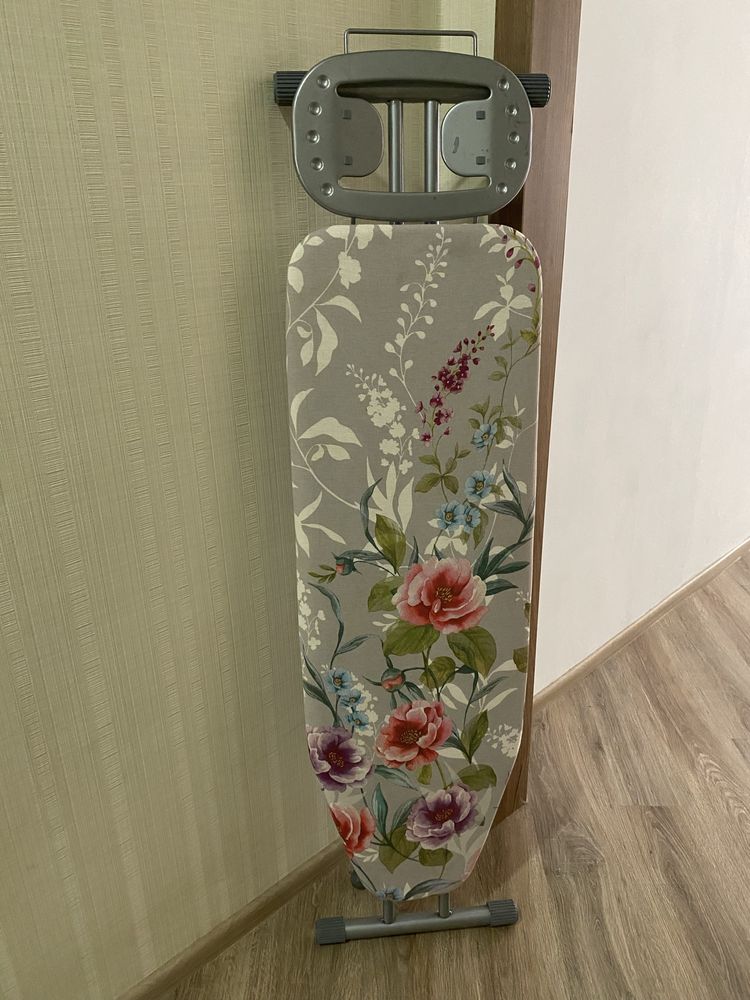 Утюг Tefal и гладильная доска