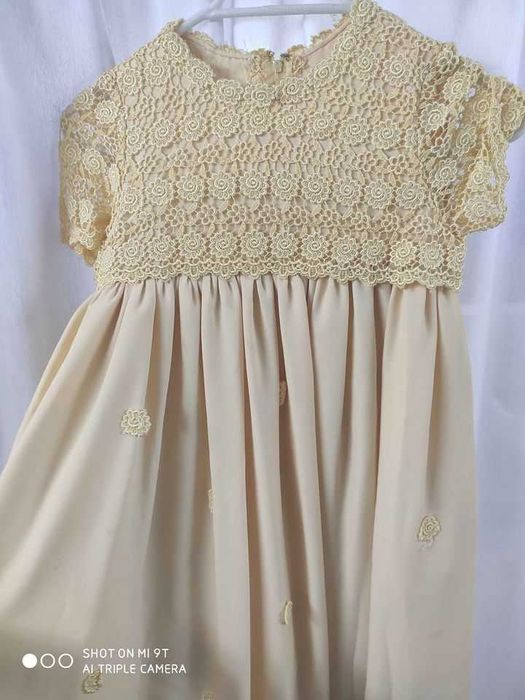 Vestido de cerimónia infantil