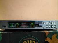 Srebrny  Tuner radiowy ONKYO INTEGRA T-4015