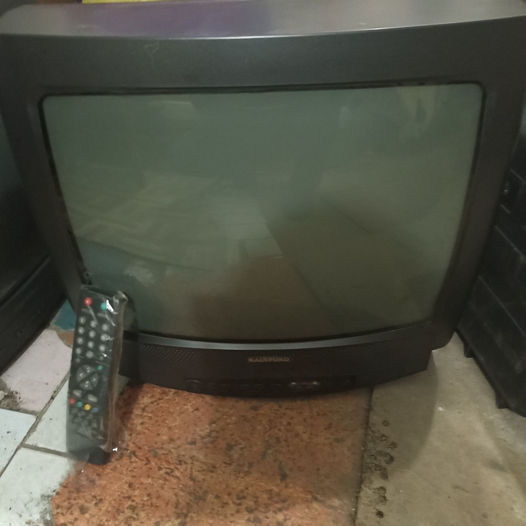 Телевизор бу 300гр