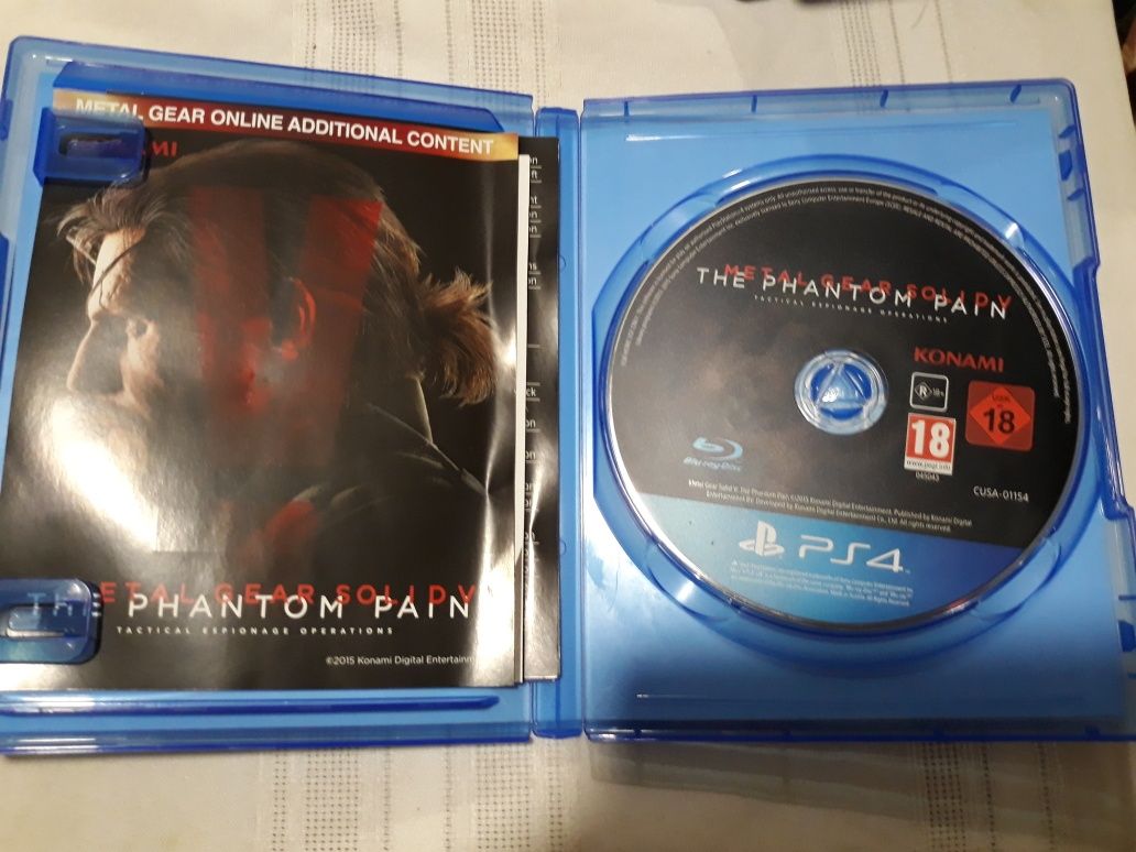 PlayStation  4 jogo metal gear