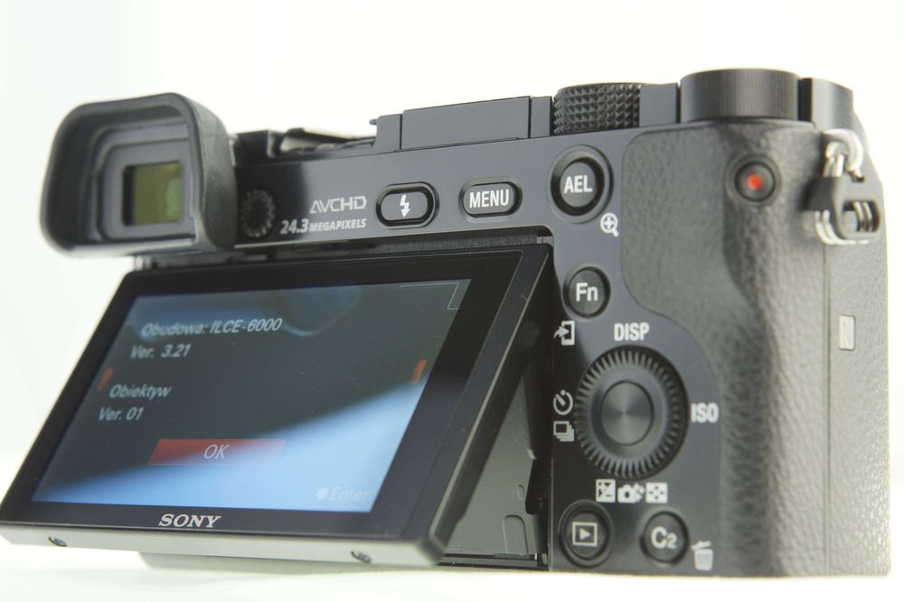 Aparat SONY ILCE-6000 A6000 + 16-50mm OSS 7.025 zdjęć # Gwarancja FV