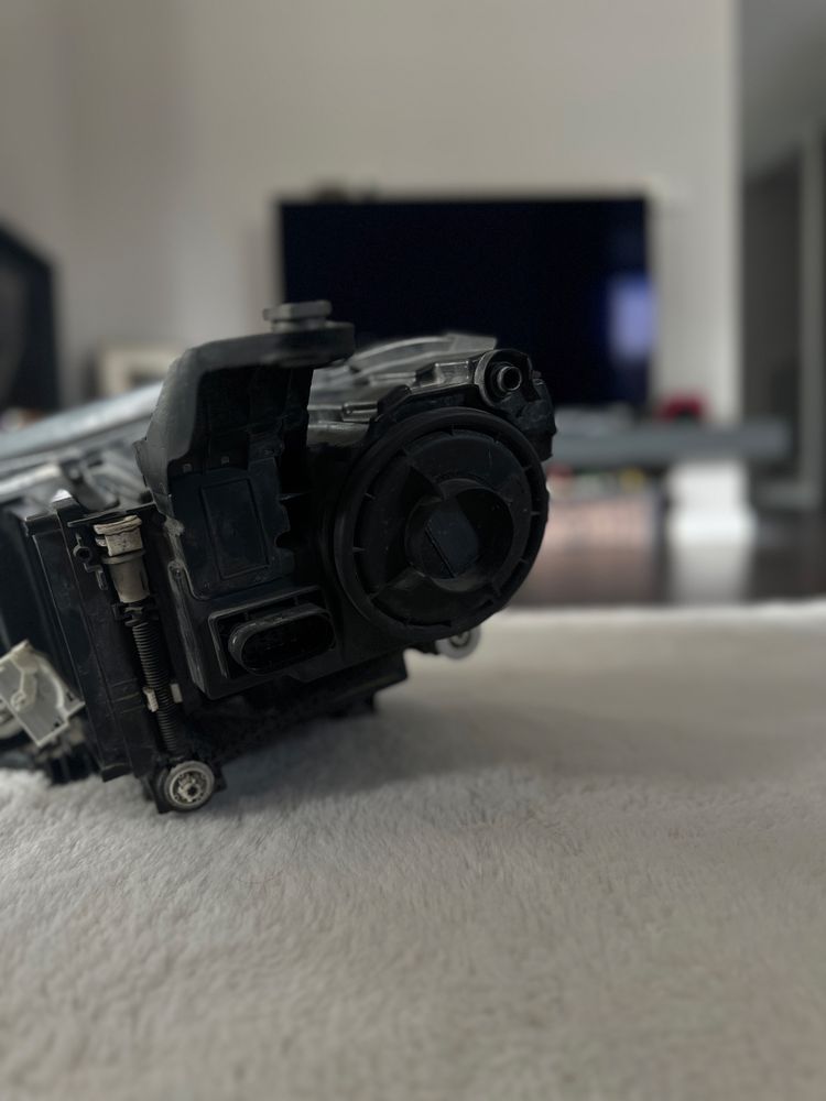 Oryginalna lampa przednia Multibeam Mercedes-Benz W167 prawa