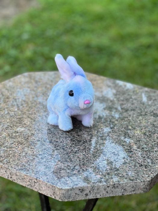 Зайчик на батарейках