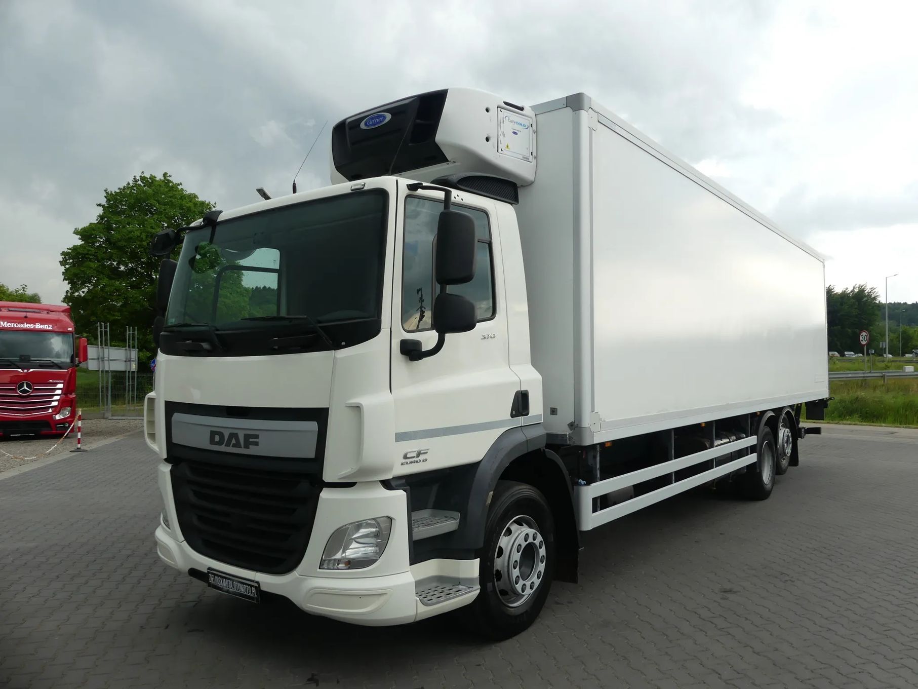 DAF CF 370 / 6x2 / CHŁODNIA 9.40 + WINDA / EURO 6 / CARRIER SUPRA 850 /  Ładowność 13430 kg / 23 euro palety /