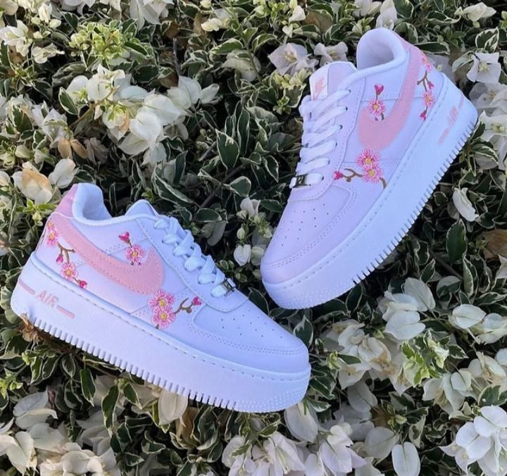 Sapatilhas Nike novas