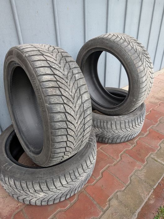 Opony zimowe R17 225/45 - komplet 4 szt.