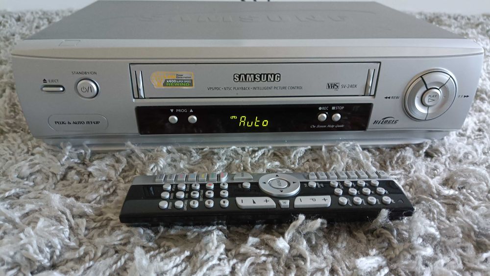 Magnetowid Video Wideo VHS SAMSUNG SV-240X stan BDB pilot