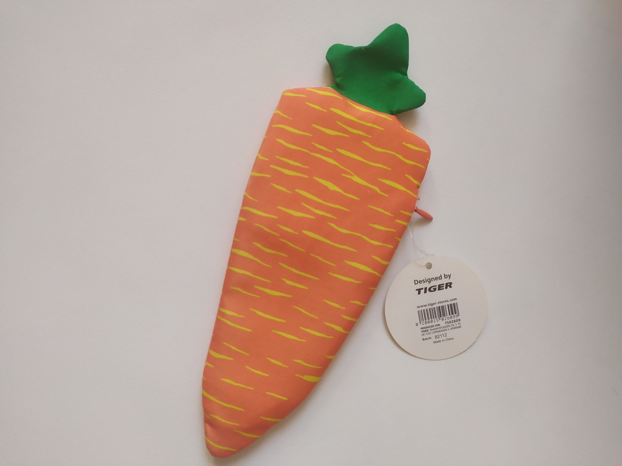 Piórnik kosmetyczka etui marchew marchewka