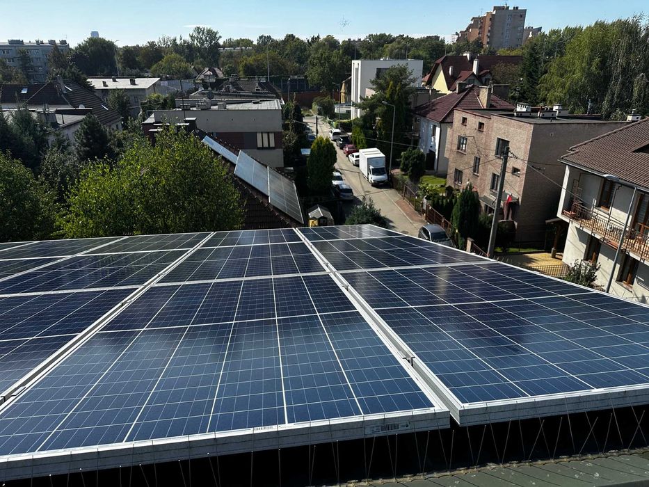 Mycie paneli fotowoltaicznych Elewacji szklanych, ceramicznych PVC