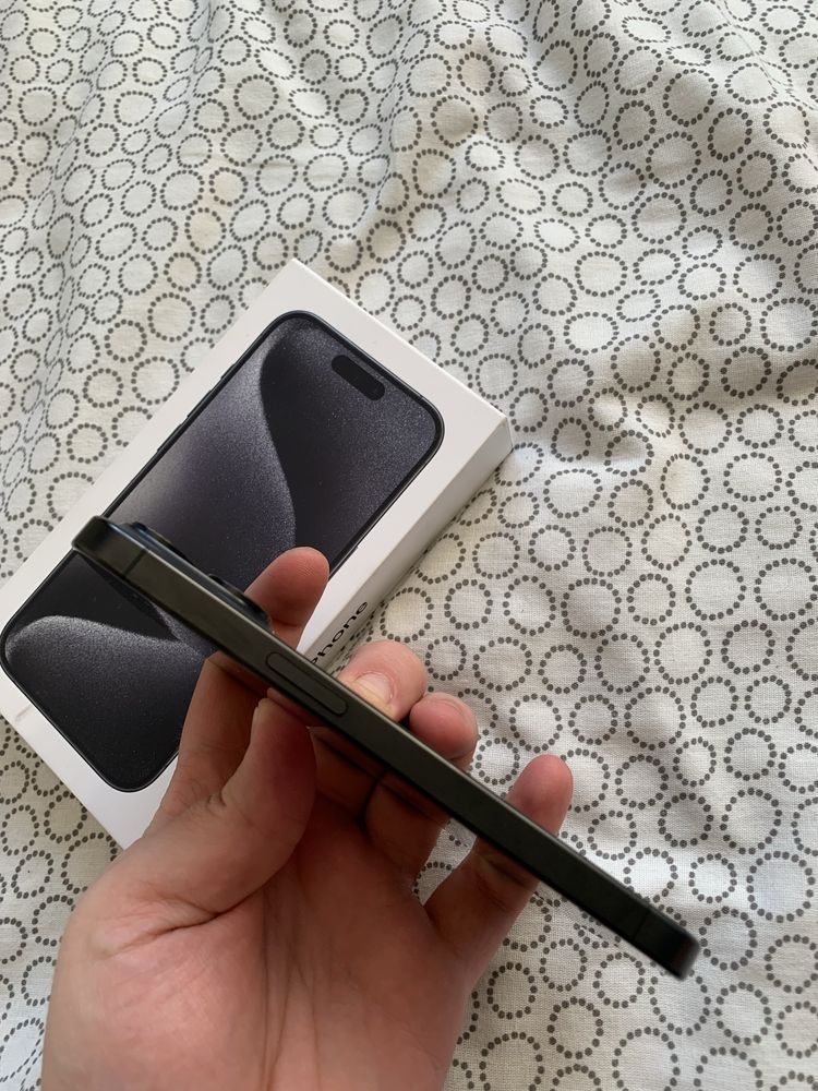 Iphone 15 pro 128gb czarny idealny stan !