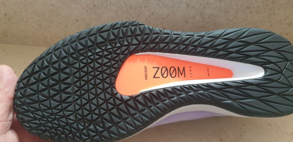 Nikecourt zoom zero n40,5