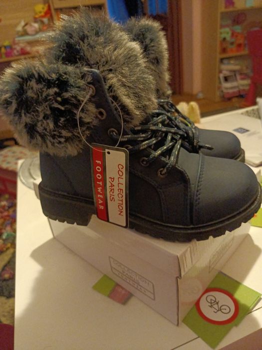 Buty zimowe dla dziewczynki