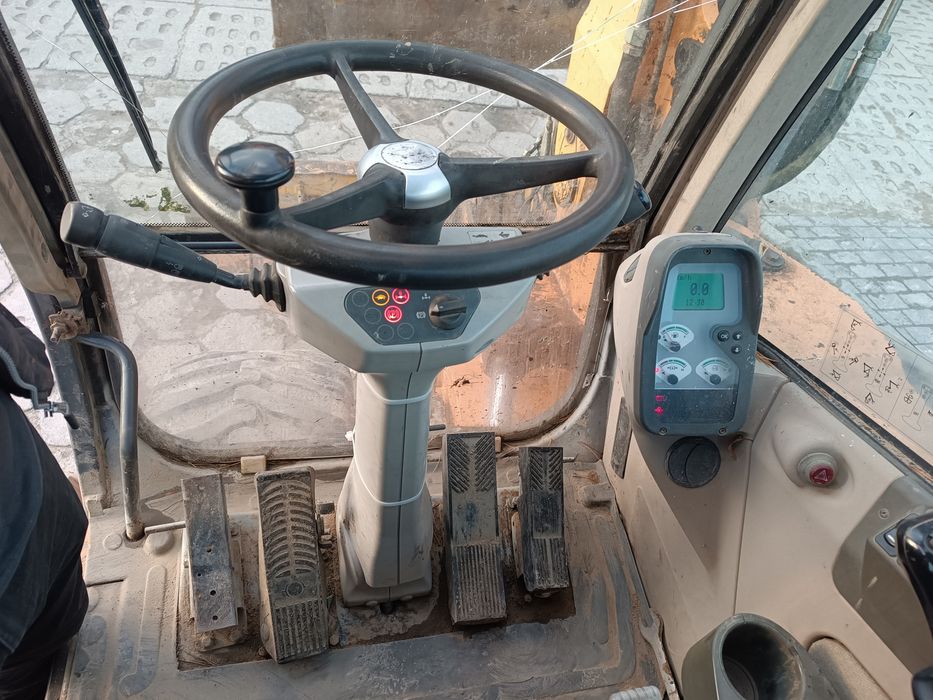 Koparka kołowa case wx 125