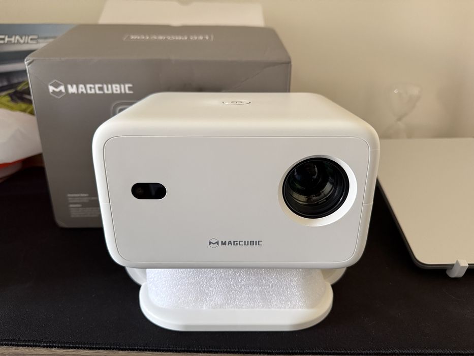 Проектор Magcubic L018 Full HD новый оригинальный