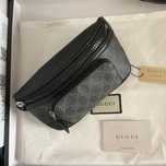 Saszetka nerka Bum Bag Gucci