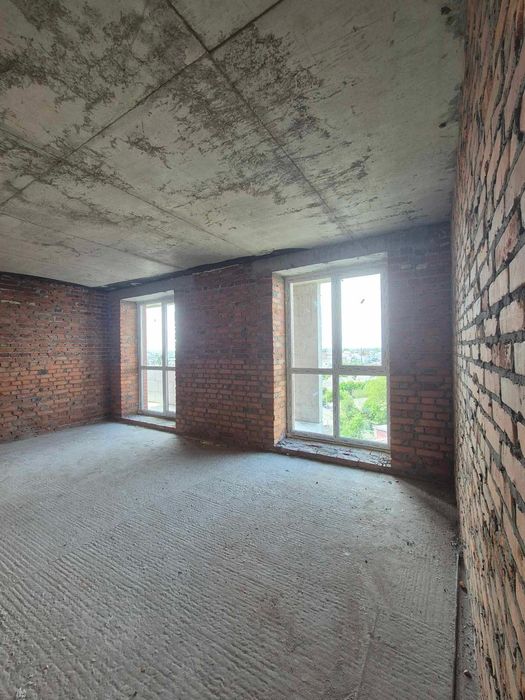 Продам 2-х.кім.ЖК"Кошерний" в центрі міста