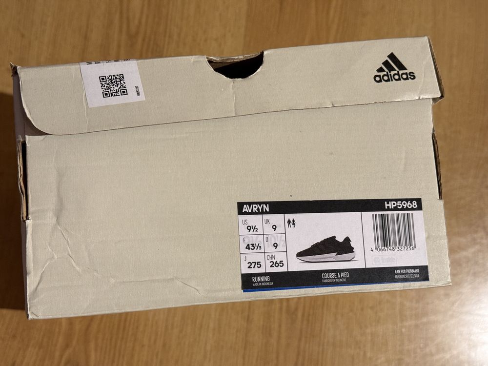 Sapatilhas Adidas Avryn