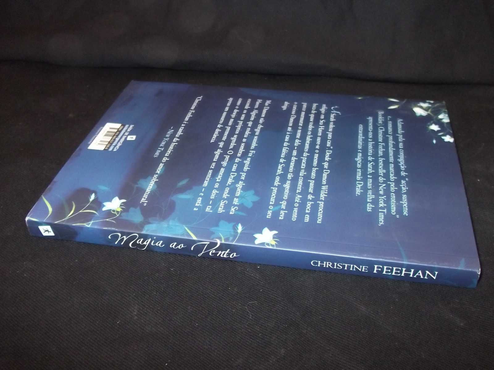 Livro Magia ao vento Christine Feehan + marcador