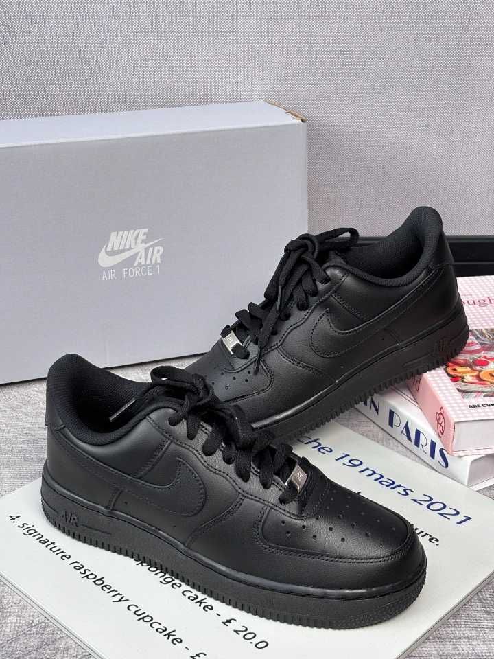 Buty codzienne Nike Air Force 1 Low '07Czarne Rozmiar.38