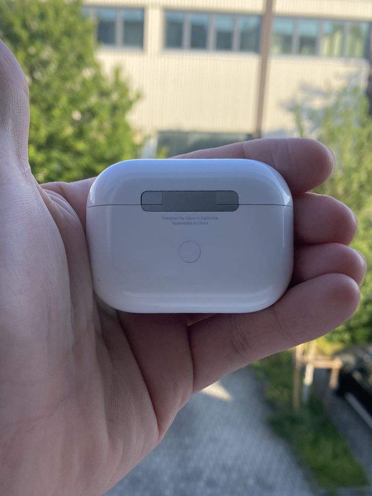 Oryginalny box do ładowania słuchawek apple Box AirPods pro a2190