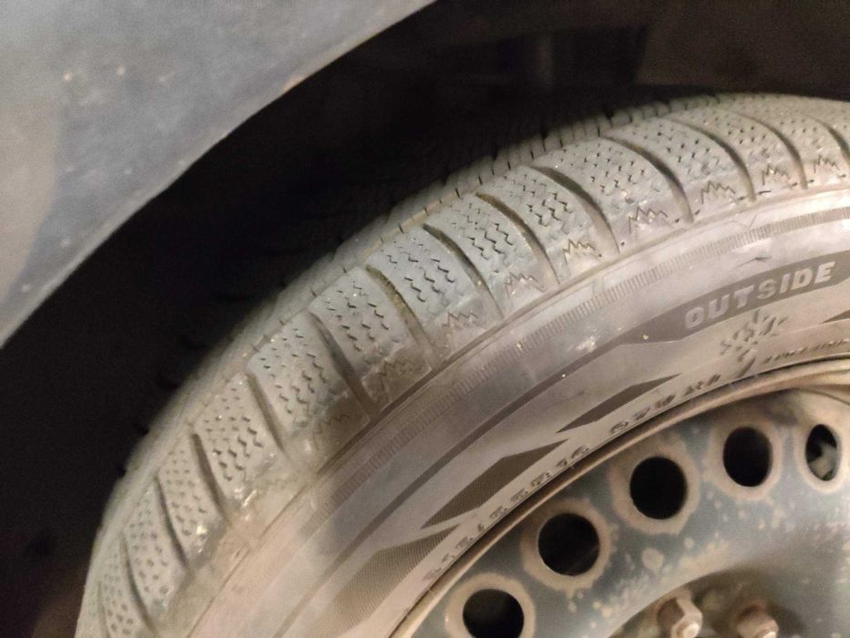 Koła zimowe Felgi stalowe + Opony 215/55/16" 5x108 rocznik 2020