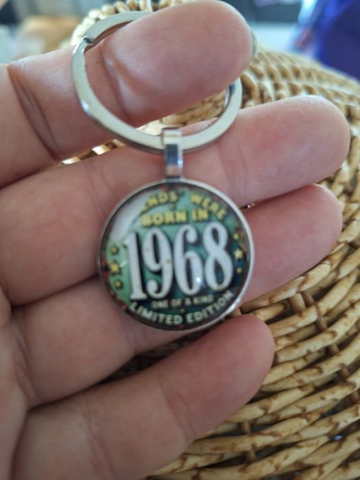 Brelok do kluczy vintage 1968 prezent urodziny mikołajki