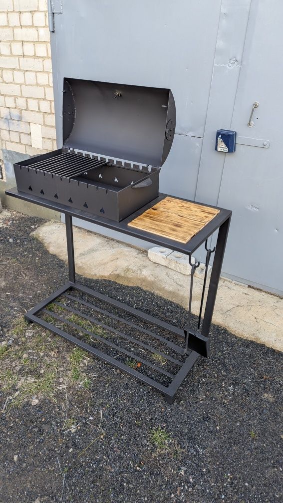 Мангал стаціонарний на 11 шампурів 4 мм на дачу BBQ мангал с кришкой
