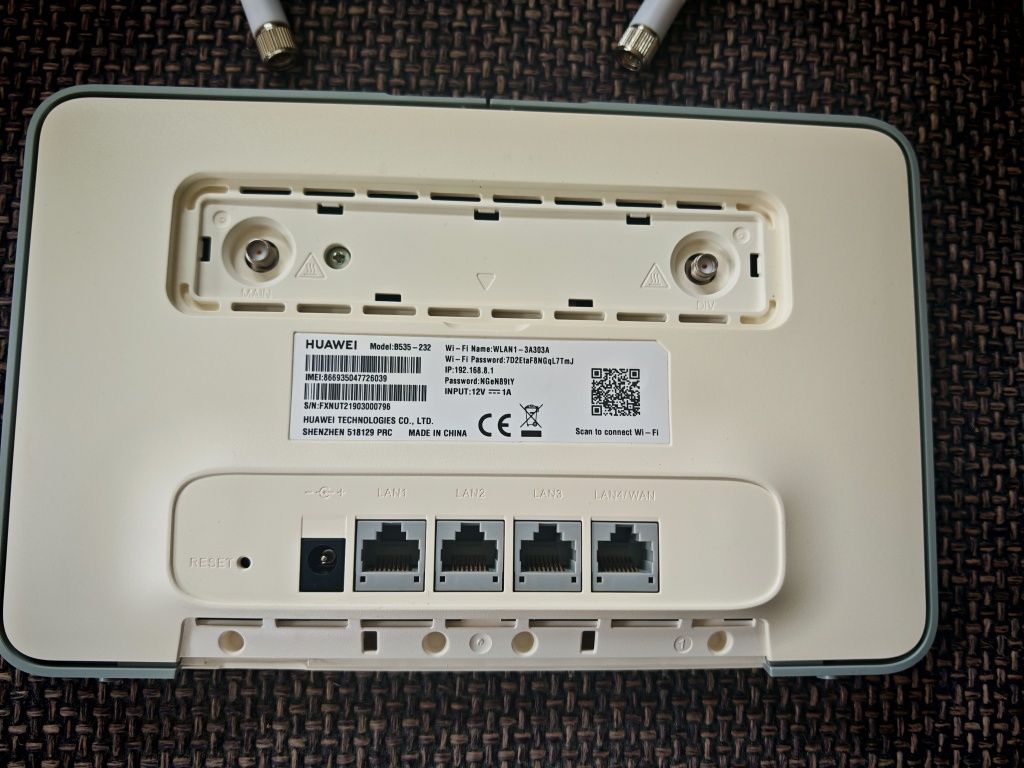 Huawei B535 Router 4G 3 pro bez simlock Anteny LTE cat7 wifi karta SIM
