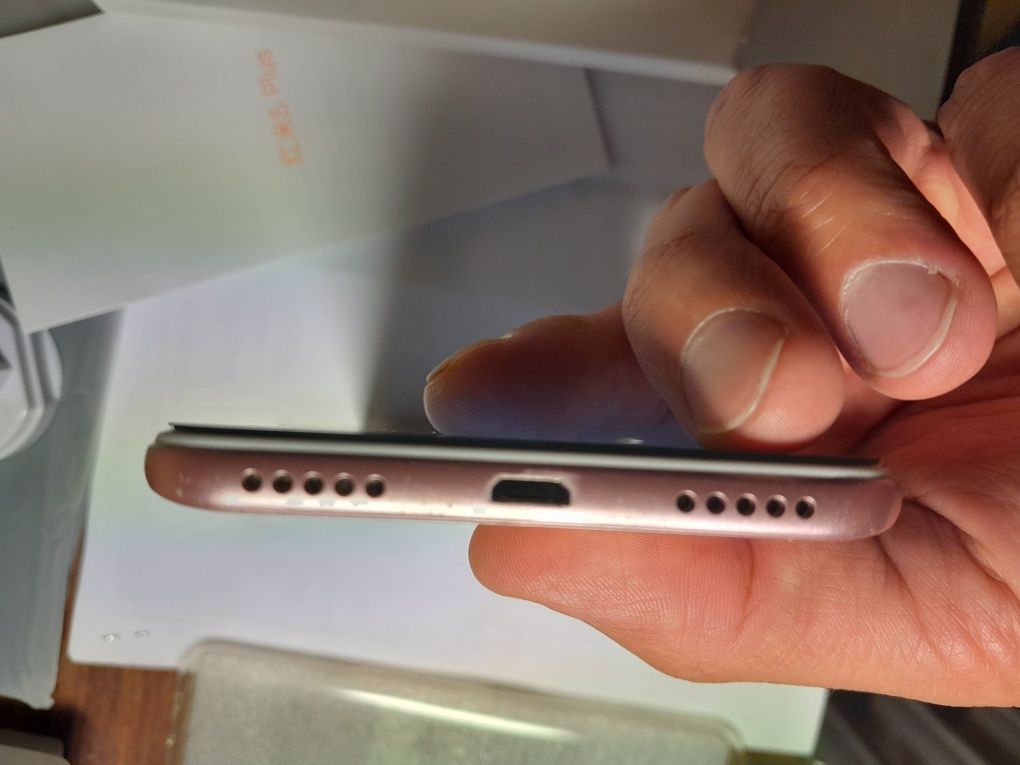 Xiaomi Redmi 5 Plus