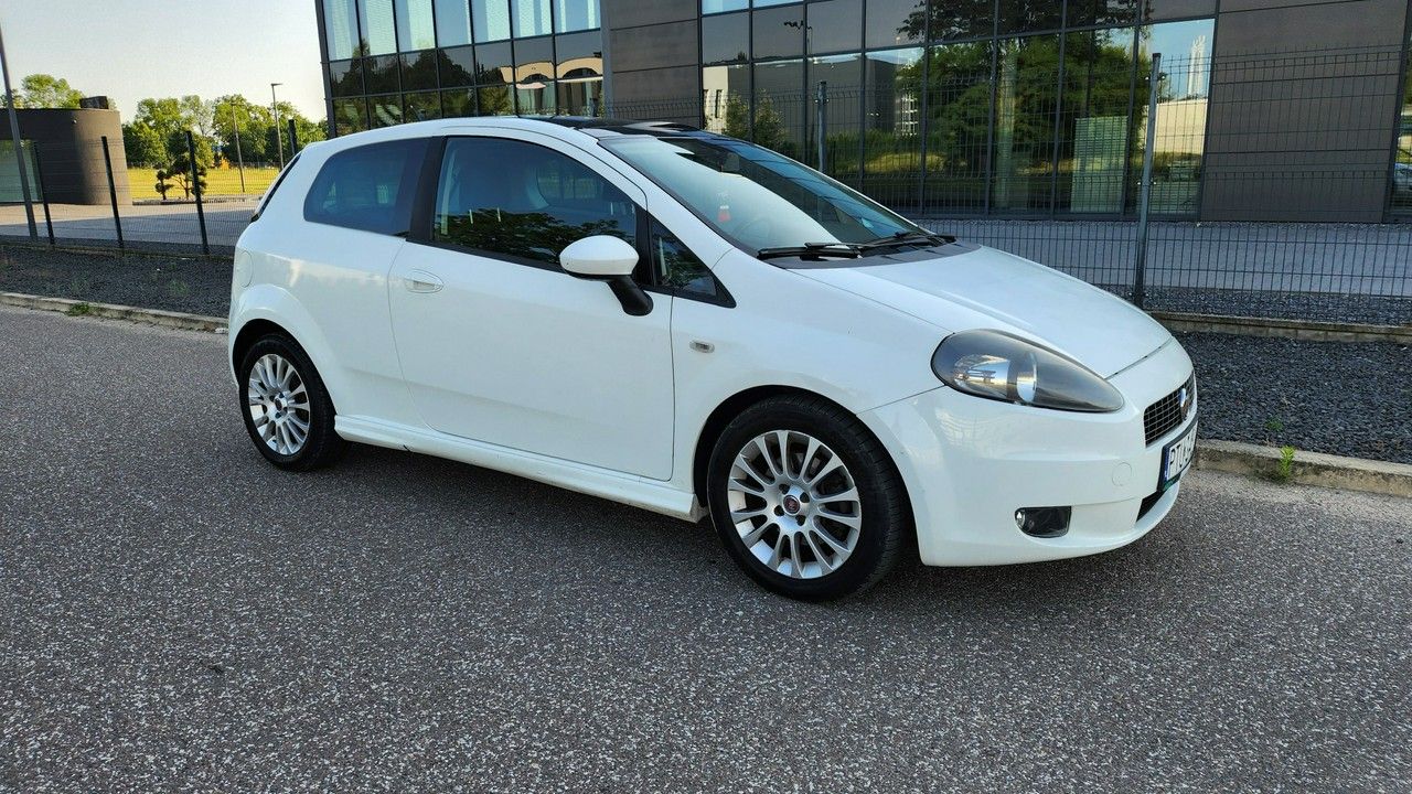 Fiat Grande Punto 1.3 Multijet 2009r 153tys km Szyberdach Panorama