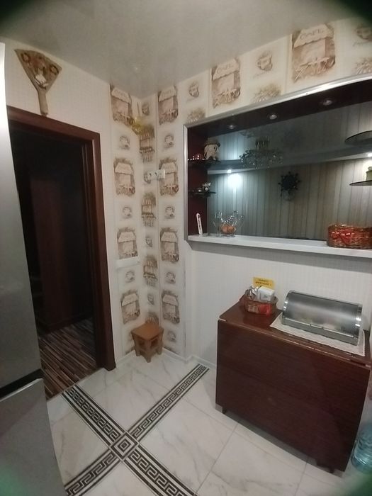 Продам дачу поруч з містом.