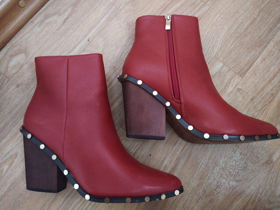 Ботинки,сапоги,казакі,ботильйони 36 р. 23 см