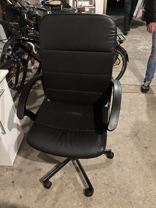 Sprzedam fotel na kółkach