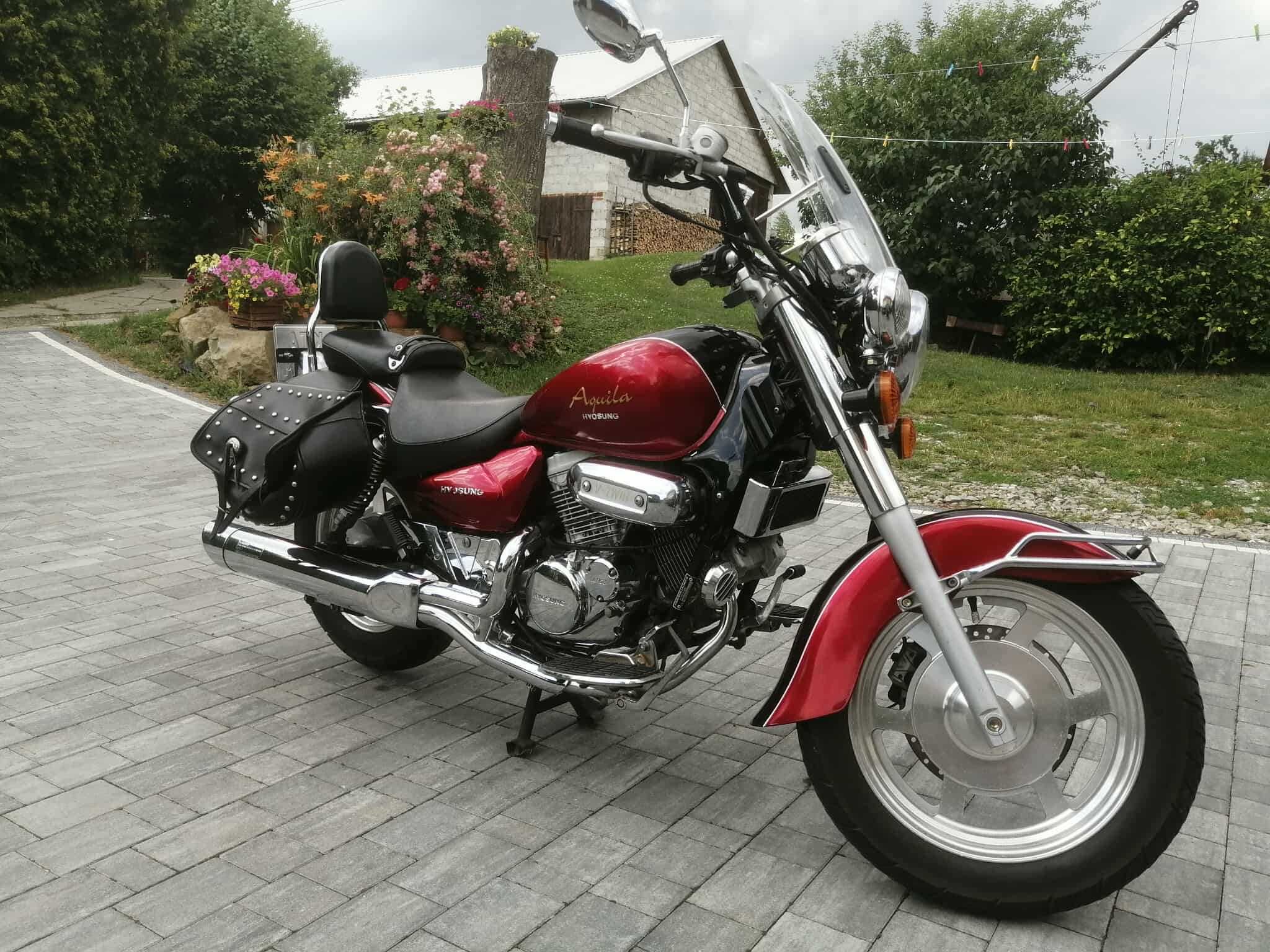 Hyosung Aquila GV 125