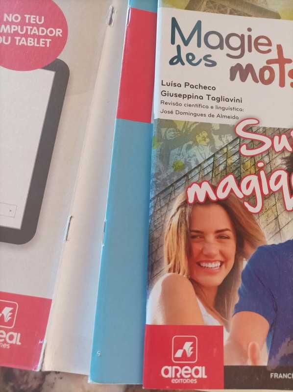 Francês. Magie et des mots 8o ano, caderno de atividades.
