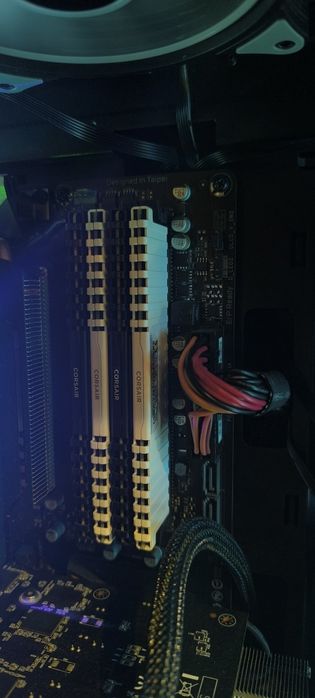 Komputer stacjonarny stacja gamingowy rayzen 5 3600 pamięć 64gb DDR 4