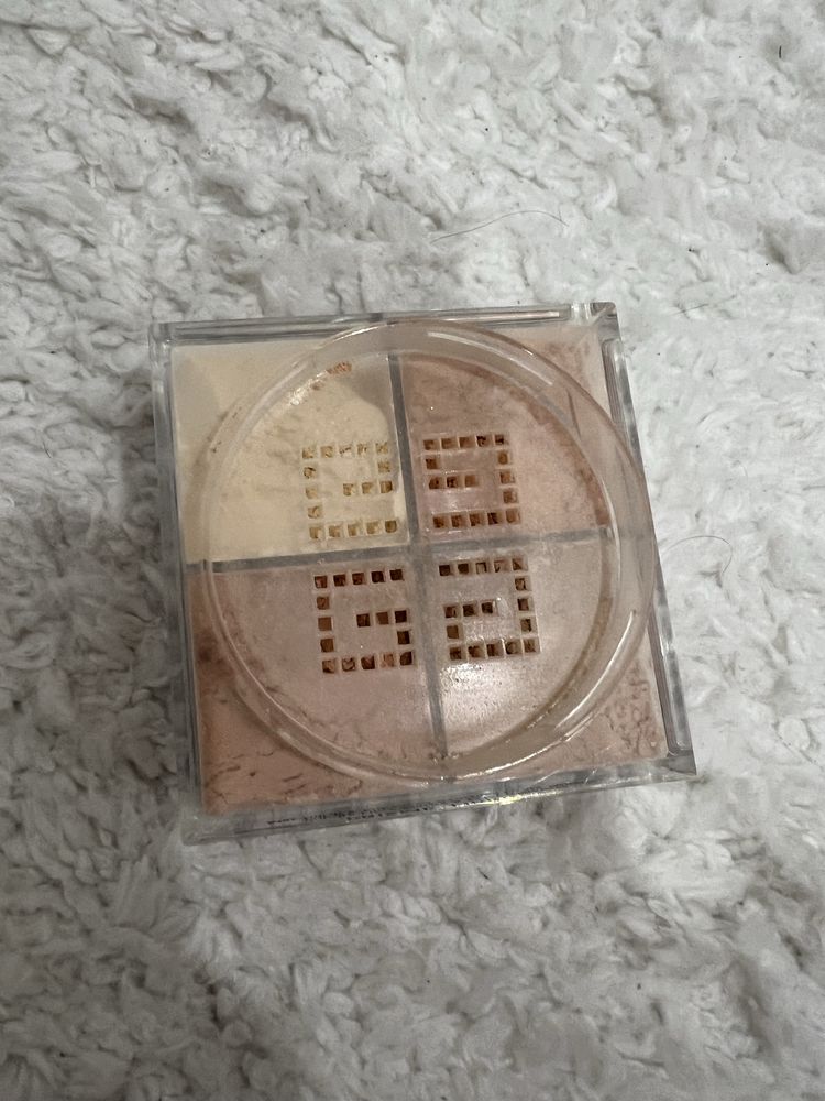 Пудра Givenchy Prisme Libre