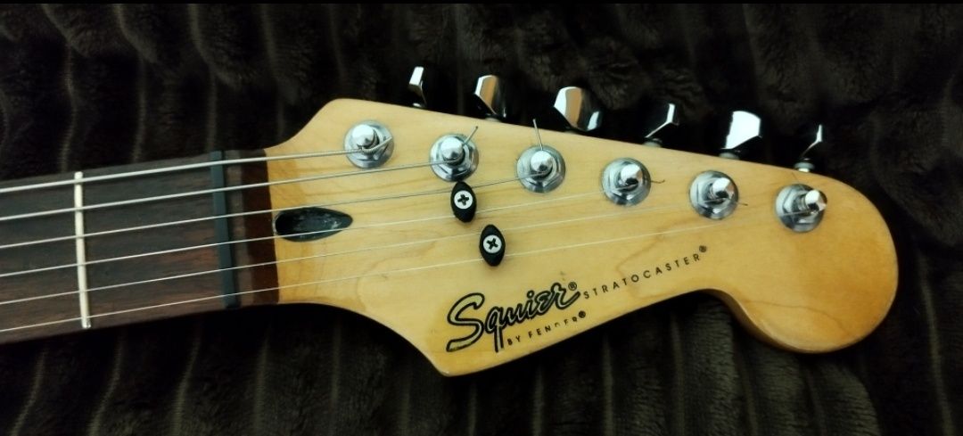 Gitara elektryczna Squier Stratocaster made in Korea