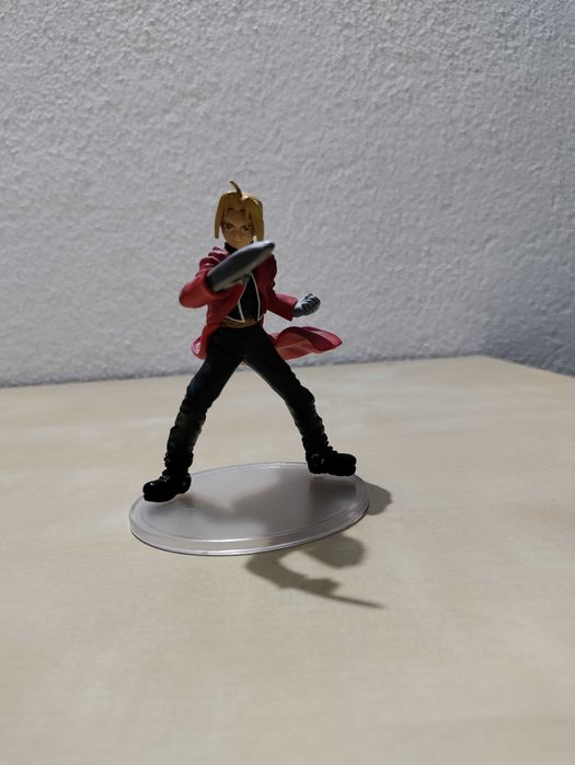 Vendo figura Full Metal Alchemist