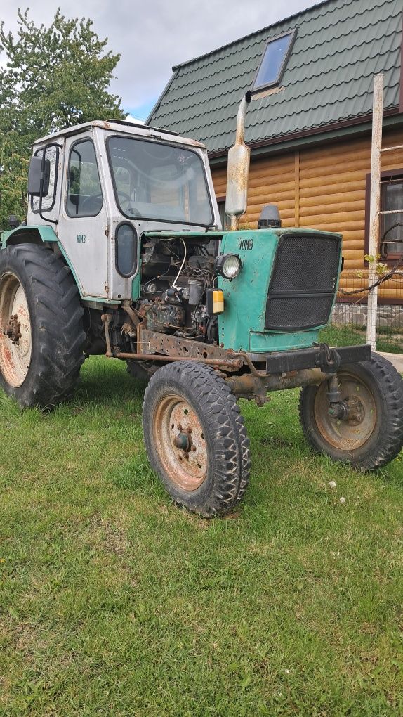Трактор ЮМЗ  6. Продам.З документами