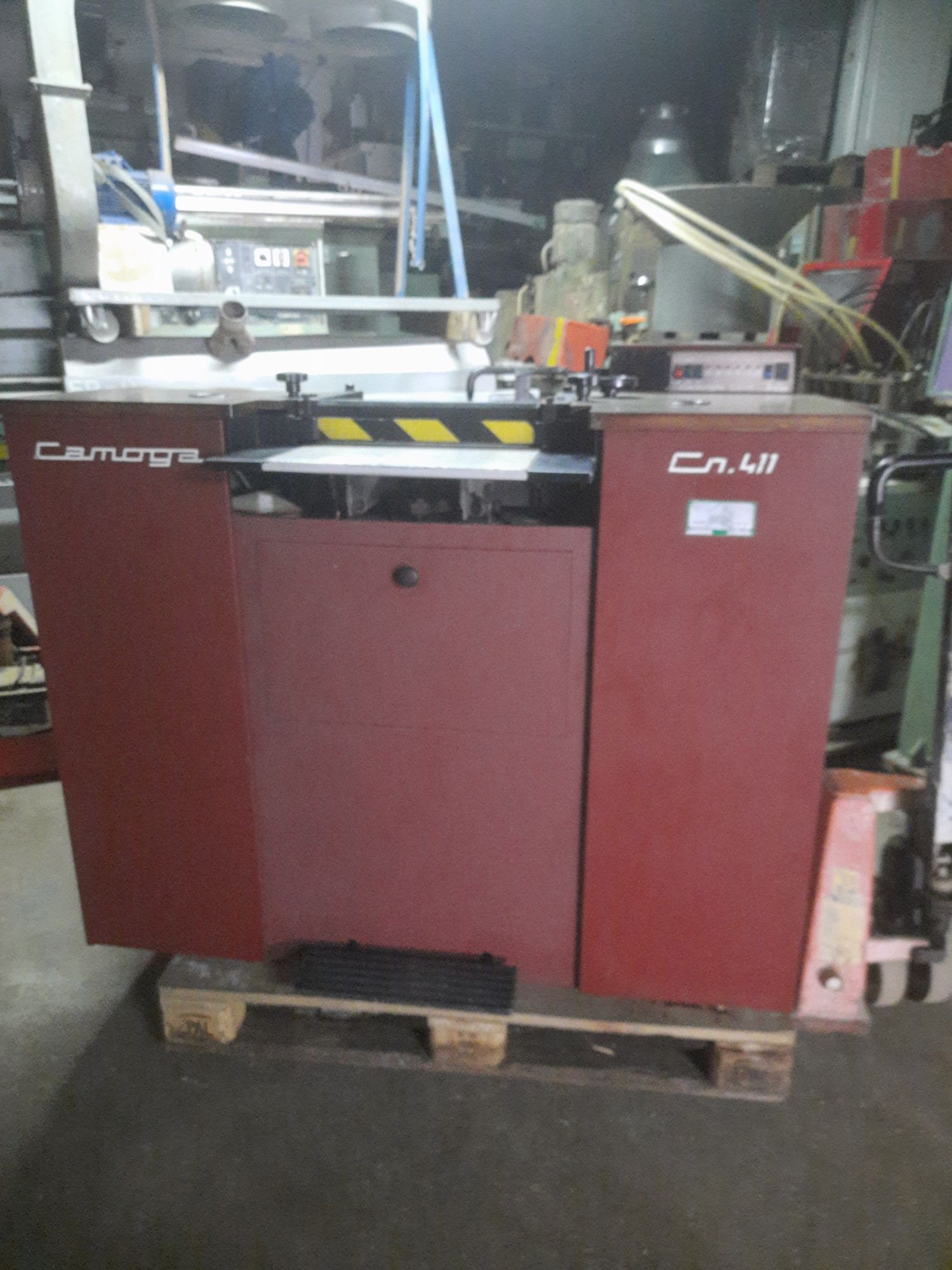 Máquina de igualizar Camoga