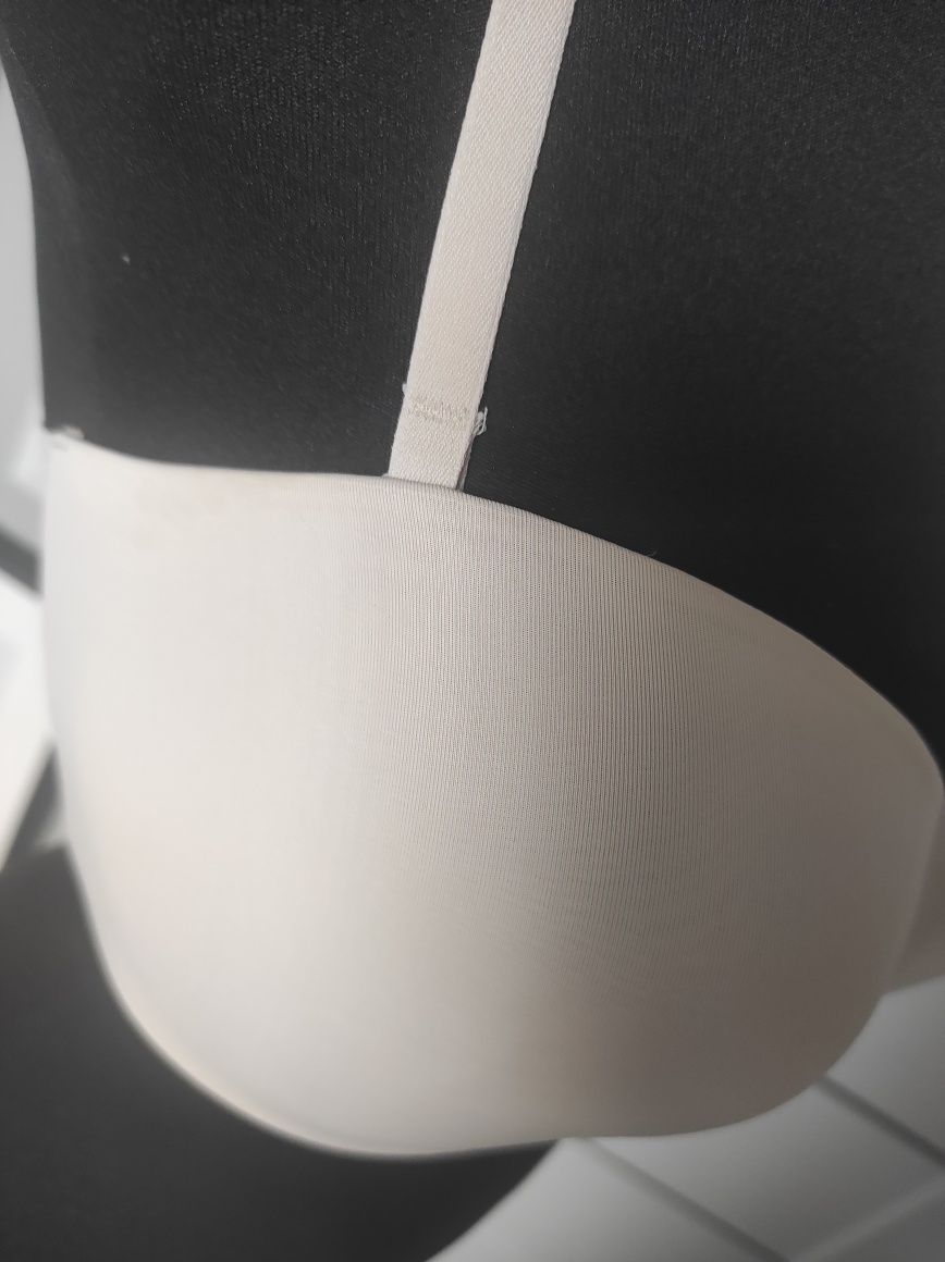 M&S Marks & Spencer stanik biustonosz cielisty beżowy strapless 70D