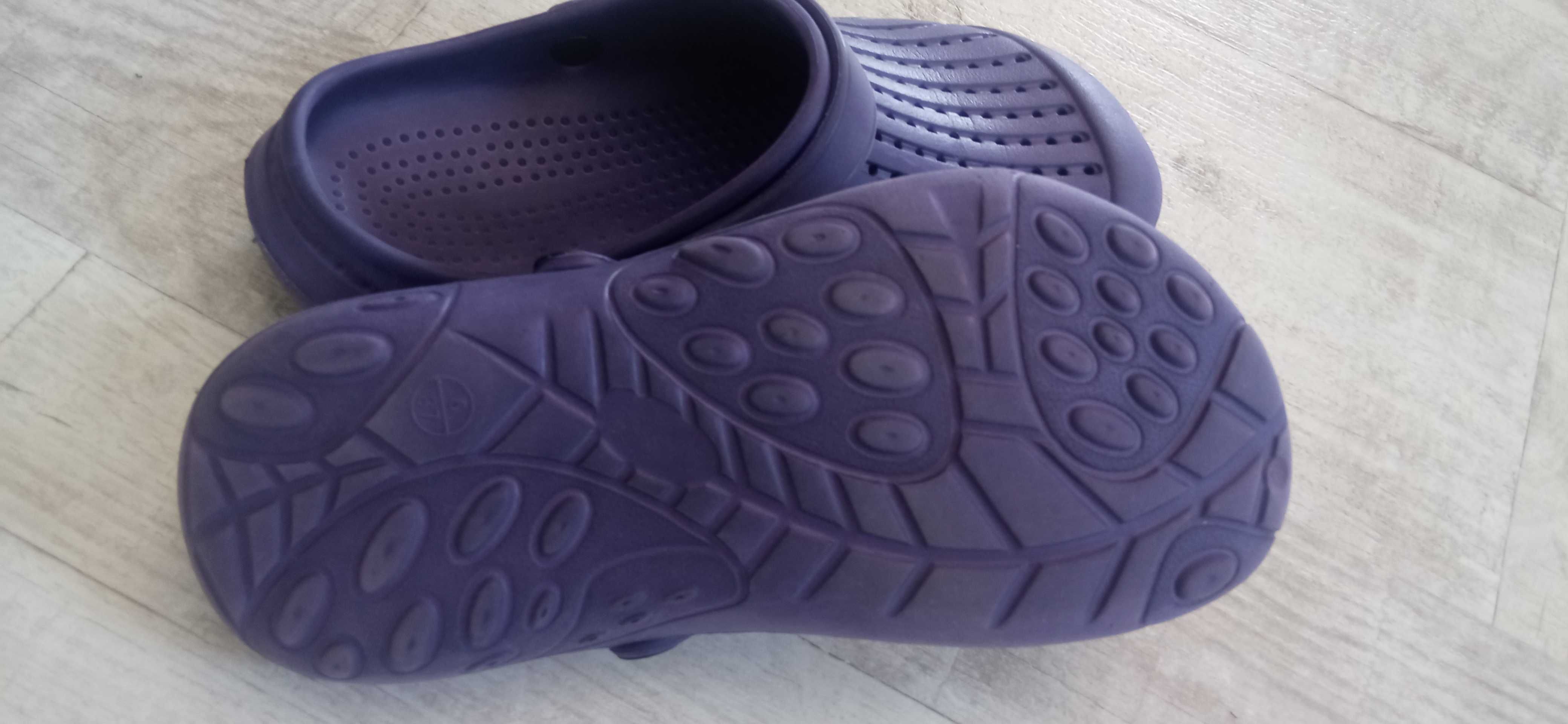 Klapki typu crocsy rozmiar 36